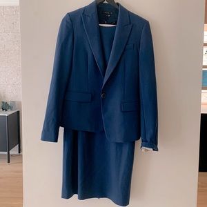 Theory 2 piece suit. Blazer and dress. Size 4